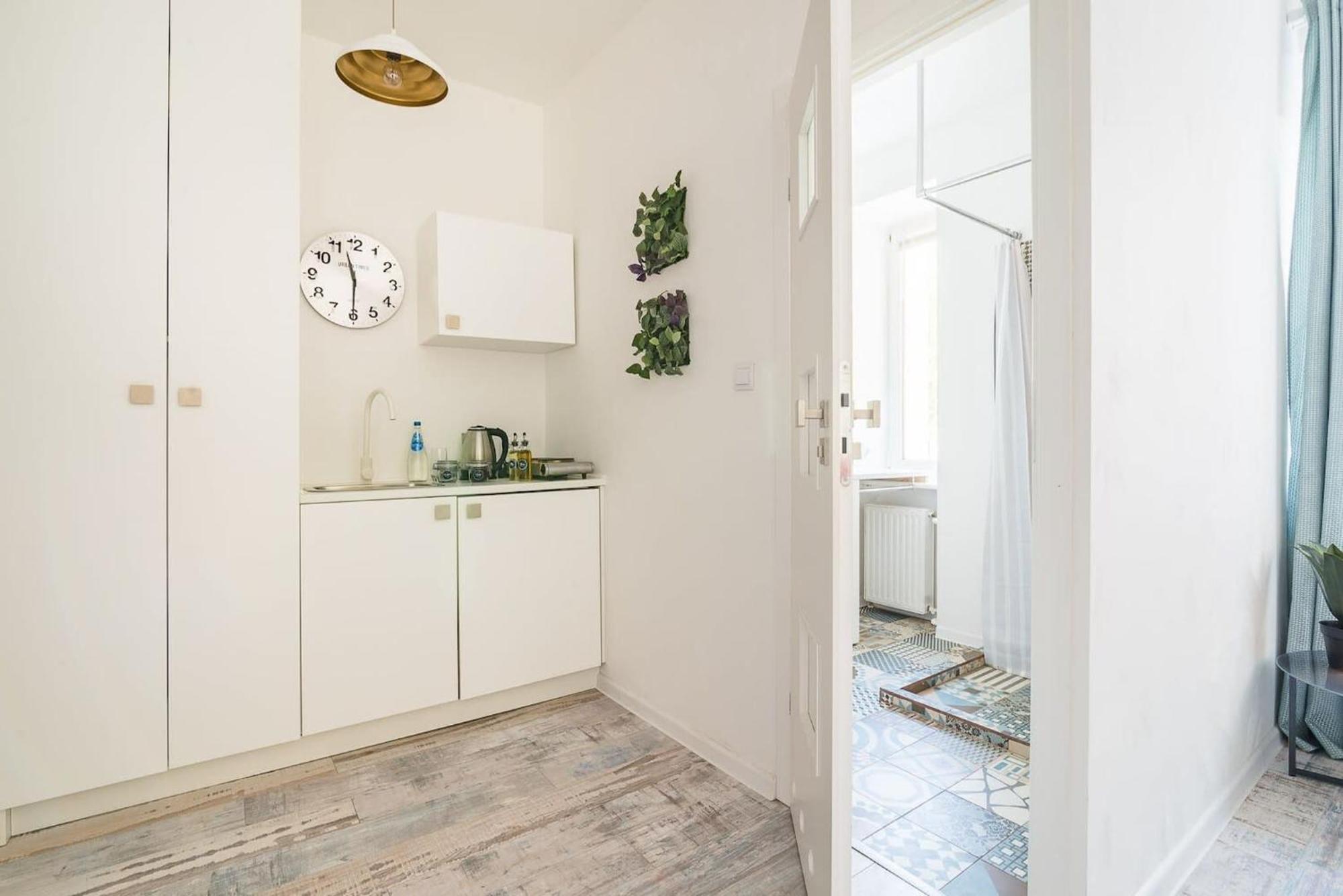 Kopernika 4 - Studio Apartment By Noclegi Renters Warsawa Bagian luar foto