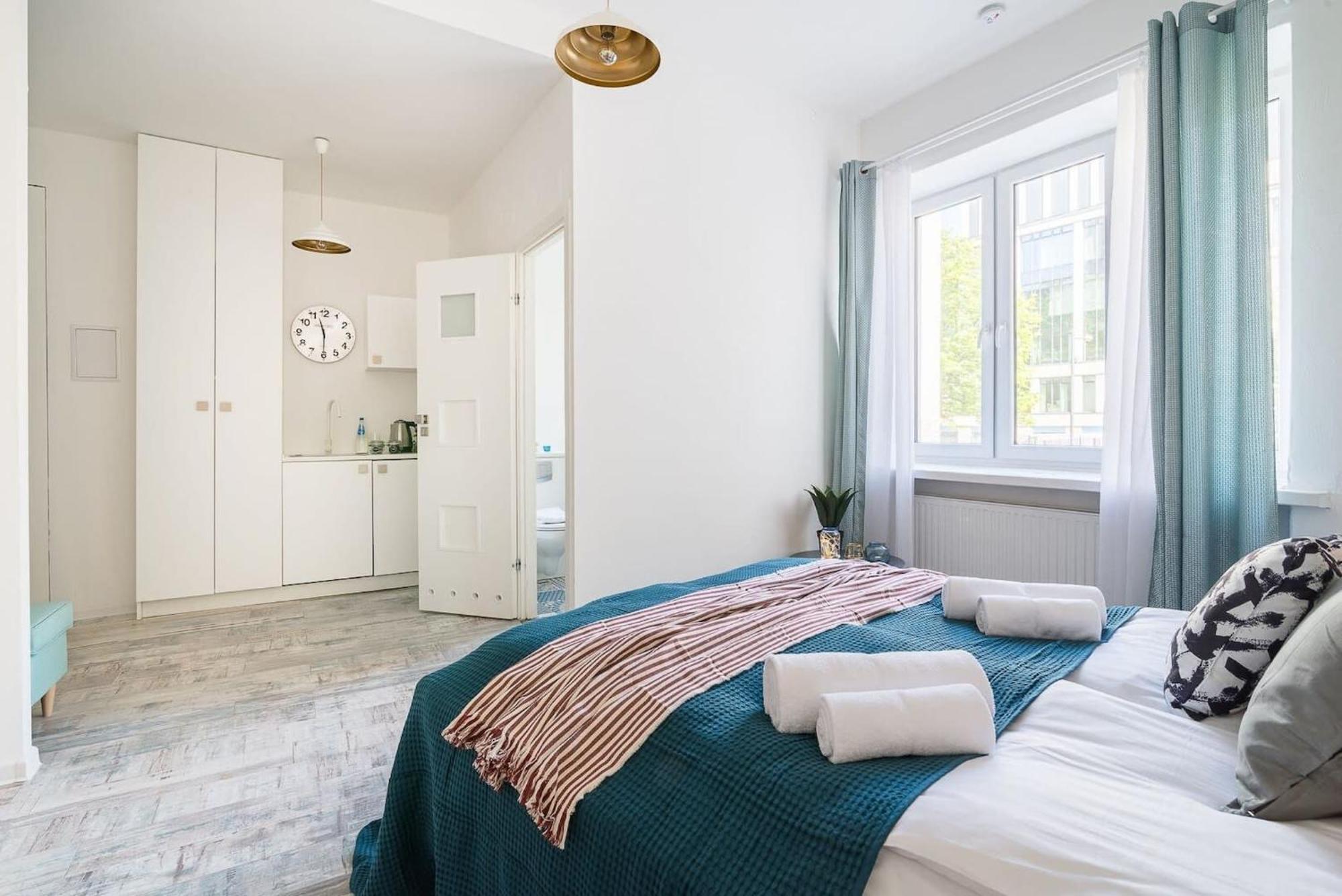 Kopernika 4 - Studio Apartment By Noclegi Renters Warsawa Bagian luar foto